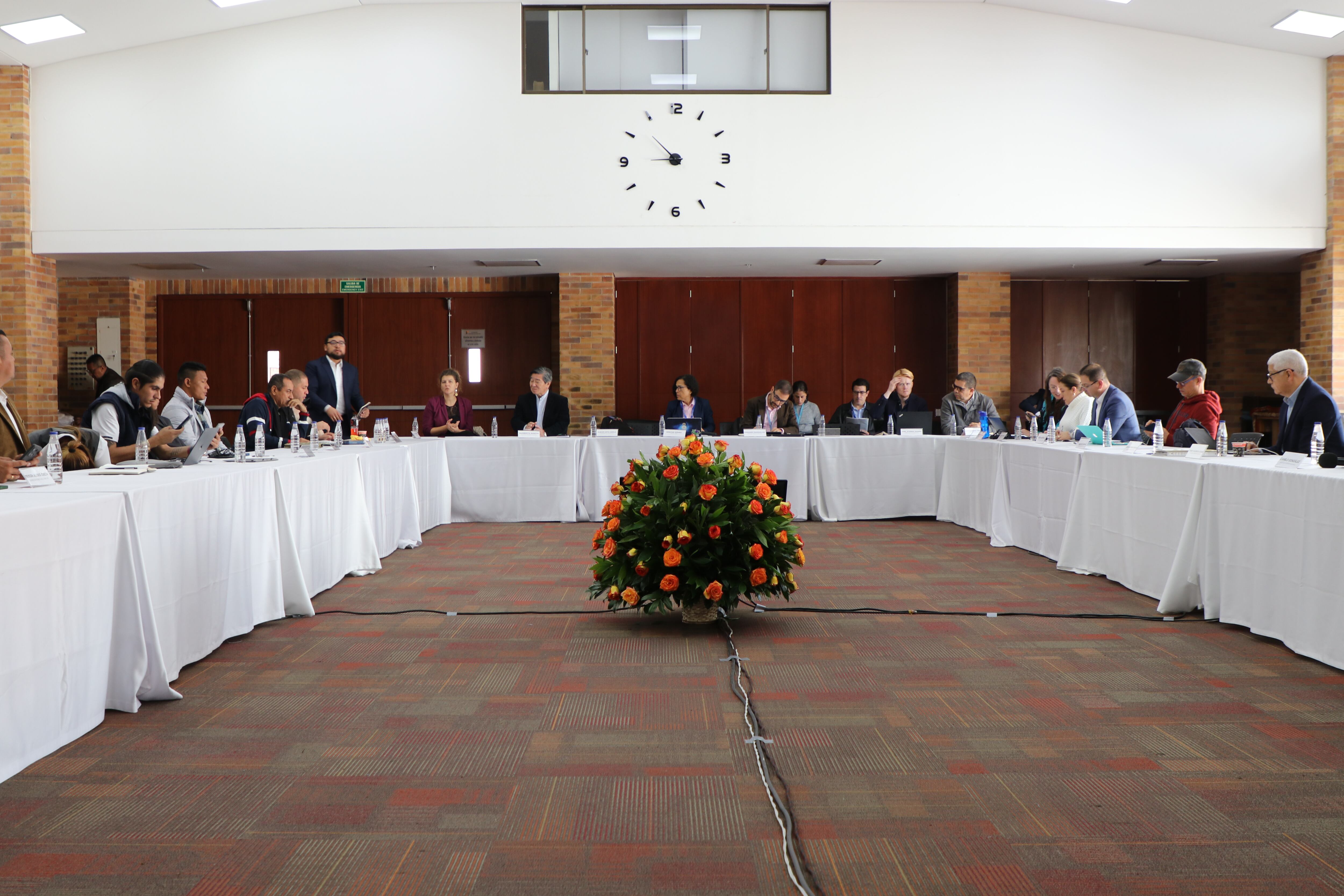 Quinto ciclo de conversaciones de paz entre el Gobierno y los Bloques y frentes del Estado Mayor Central de las Farc que siguen en el proceso de paz