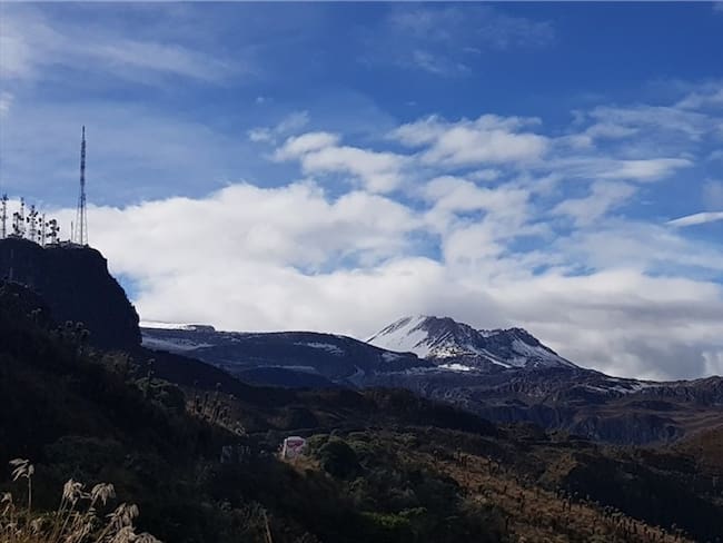 El Parque Natural los Nevados tiene prohibido el paso para turistas debido a las inestabilidades que ha registrado el volcán Nevado del Ruiz. Foto: Adrián Rodríguez