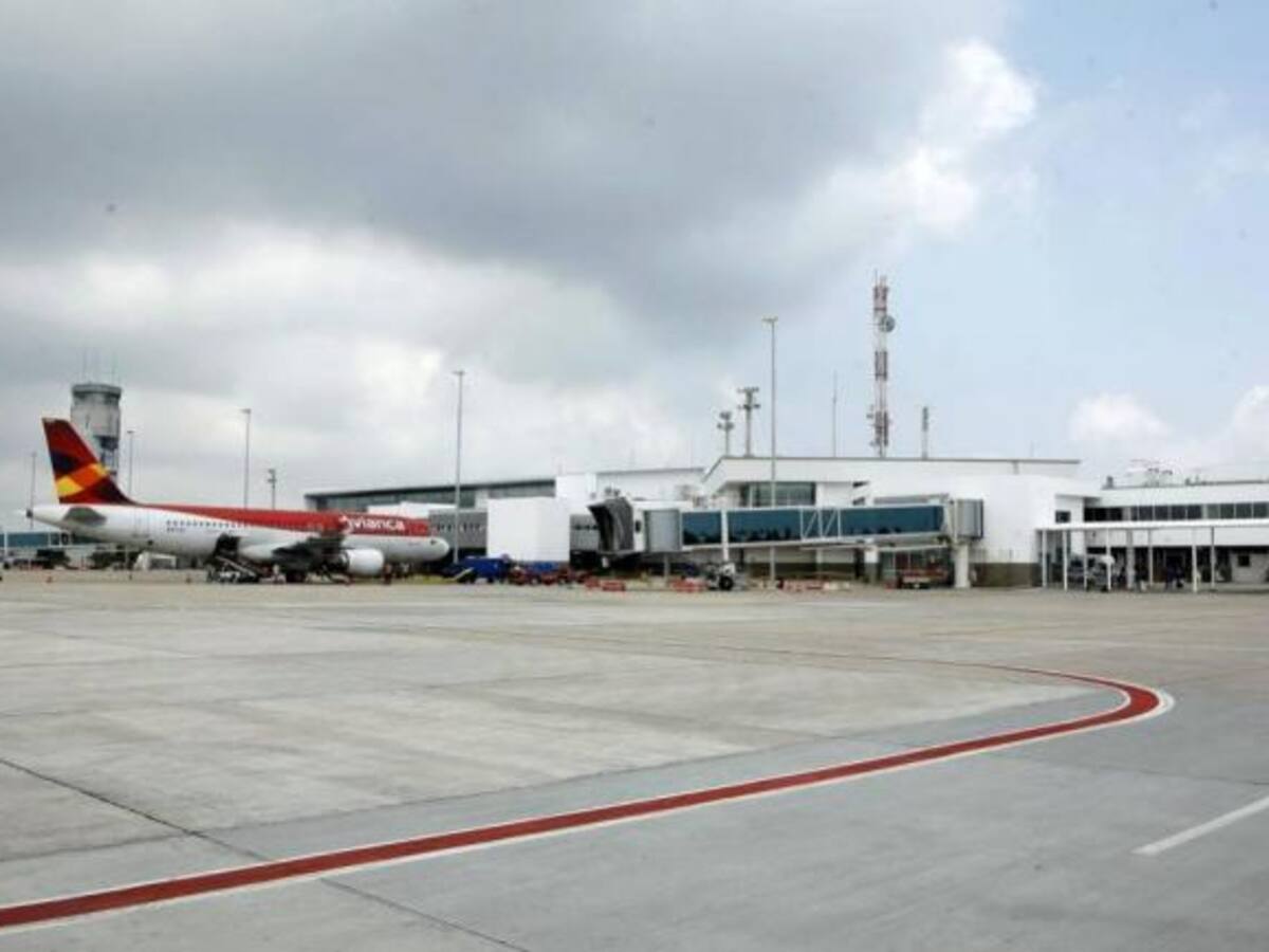 El Palonegro de Bucaramanga fue cerrado este martes por emergencia de avión ligero