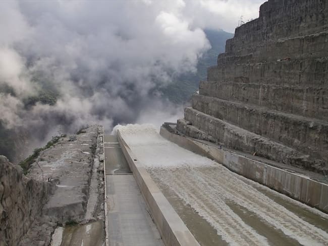 Quintero está obsesionado con torpedear Hidroituango y destruir EPM: Paola Holguín