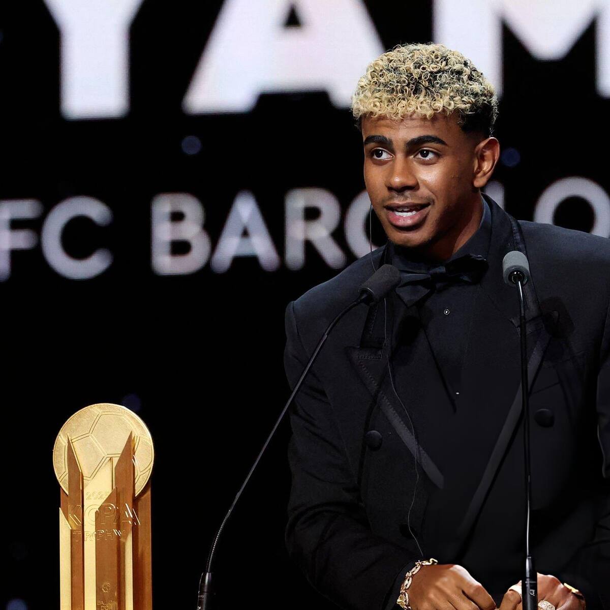 Lamine Yamal ganó el trofeo Kopa al mejor futbolista joven por segundo año consecutivo