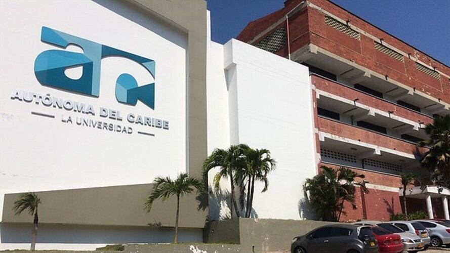 “Cuando papi salga absuelto, le tiene que caminar a La W”: Pedro Sierra. Foto: Colprensa