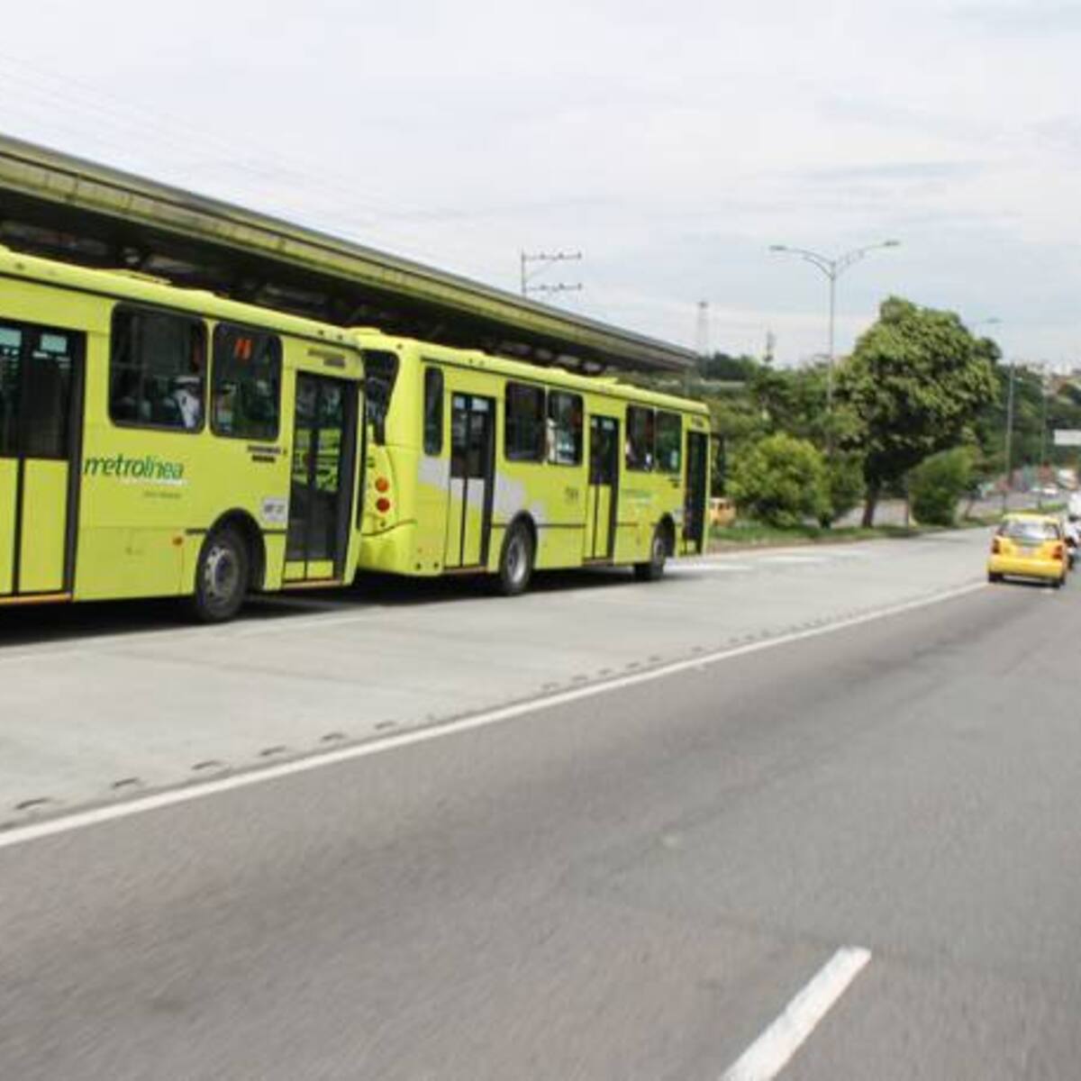 Alcaldía de Bucaramanga aclara dudas de contrato entre Metrolínea con Metrocali