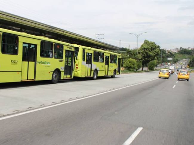 Alcaldía de Bucaramanga aclara dudas de contrato entre Metrolínea con Metrocali