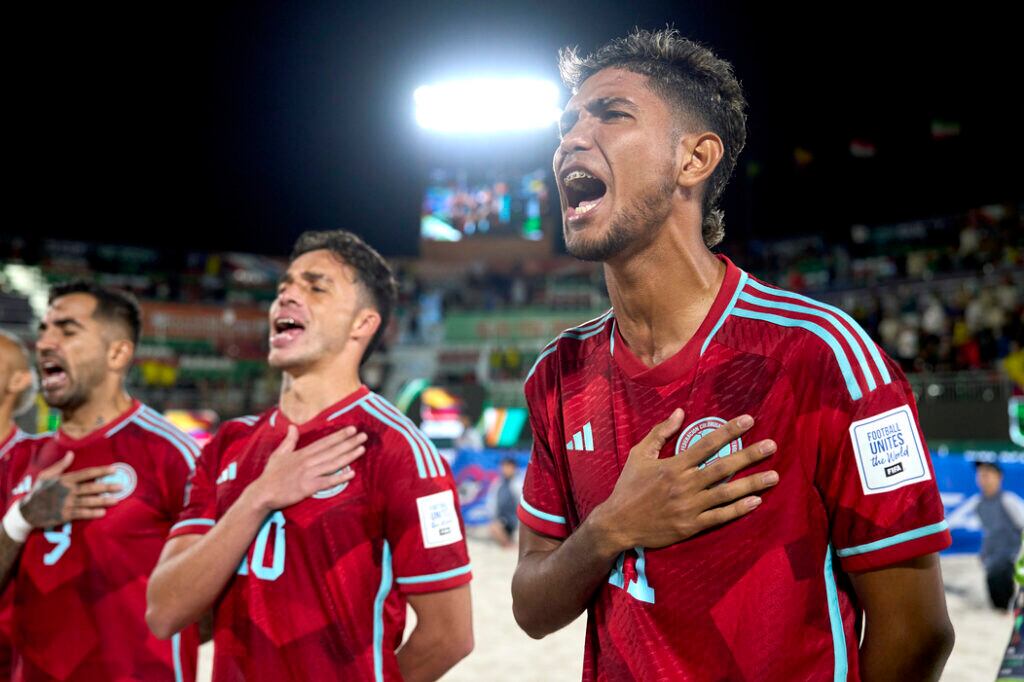 Selección Colombia fútbol playa. Foto: Aitor Alcalde-FIFA/FIFA/Getty Images