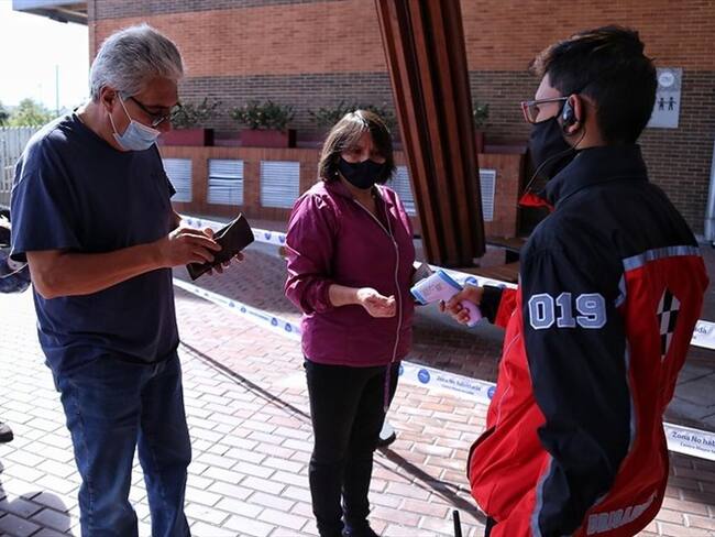 Aún con la vacuna, es necesario seguir cumpliendo los protocolos de bioseguridad: experto