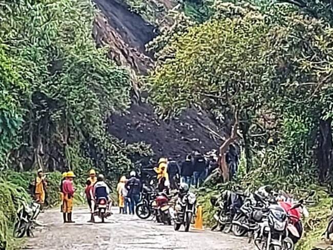 En el municipio de La Vega, se registran otras emergencias que tiene que ver con la inestabilidad del terreno, de la vía y de las viviendas. Crédito: Alcaldía de La Vega Cauca.