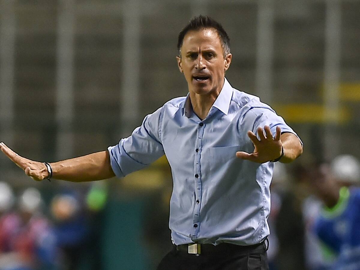 Nivelaremos a los jugadores para que todos estén por igual: director técnico de Santa Fe