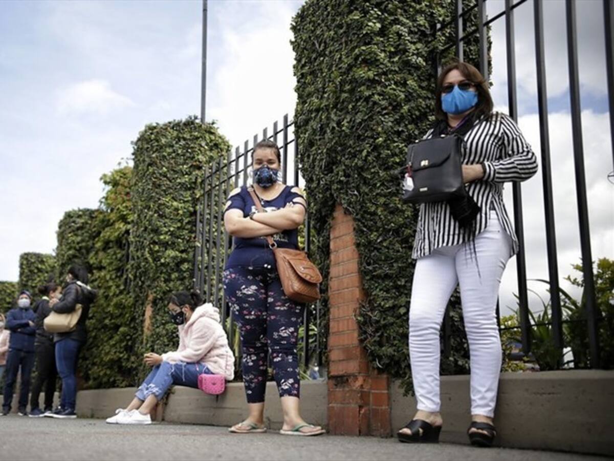 Colombia alcanzó 10.330 muertes por COVID-19; y se registraron 10.673 nuevos casos