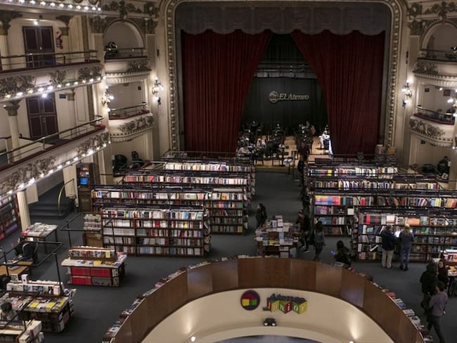 ¿Embajador robó en librería más conocida de Argentina?. Foto: Getty Images