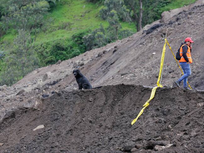 Alud de tierra en Alausí, Ecuador. (Photo by Andres Yepez/Anadolu Agency via Getty Images)