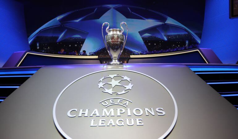 Trofeo UEFA Champions League