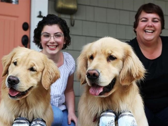 Las dos mascotas viven en Long Island, en Estados Unidos y están ayudando no solo a mantener el negocio de la familia a flote sino a regalar sonrisas los clientes.. Foto: