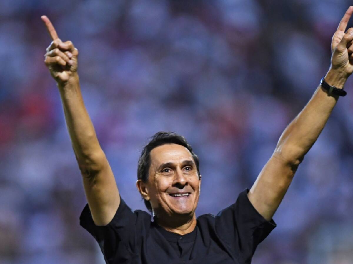 El cariño que me ofrece el hincha de América es increíble: Alexandre Guimarães