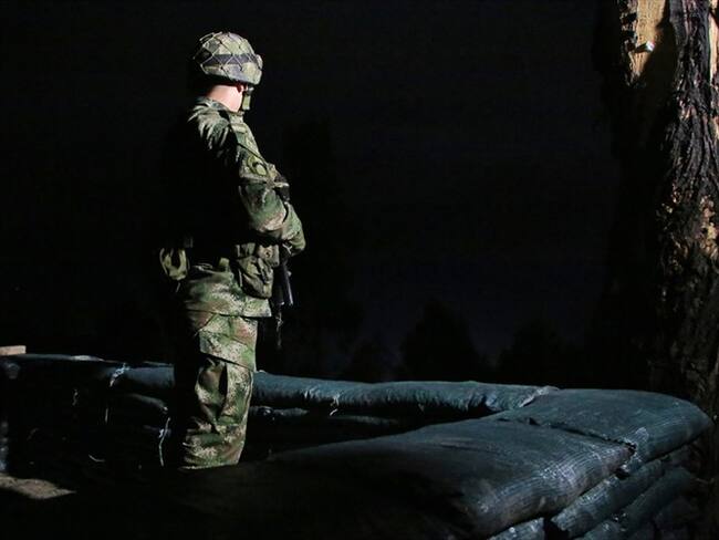 El Ejército aseguró que se ordenó la salida de las tropas para evitar confrontaciones con los civiles . Foto: Colprensa