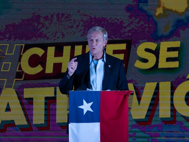 Estamos renovando la política: senador Rojo Edwards tras victoria de Kast en Chile
