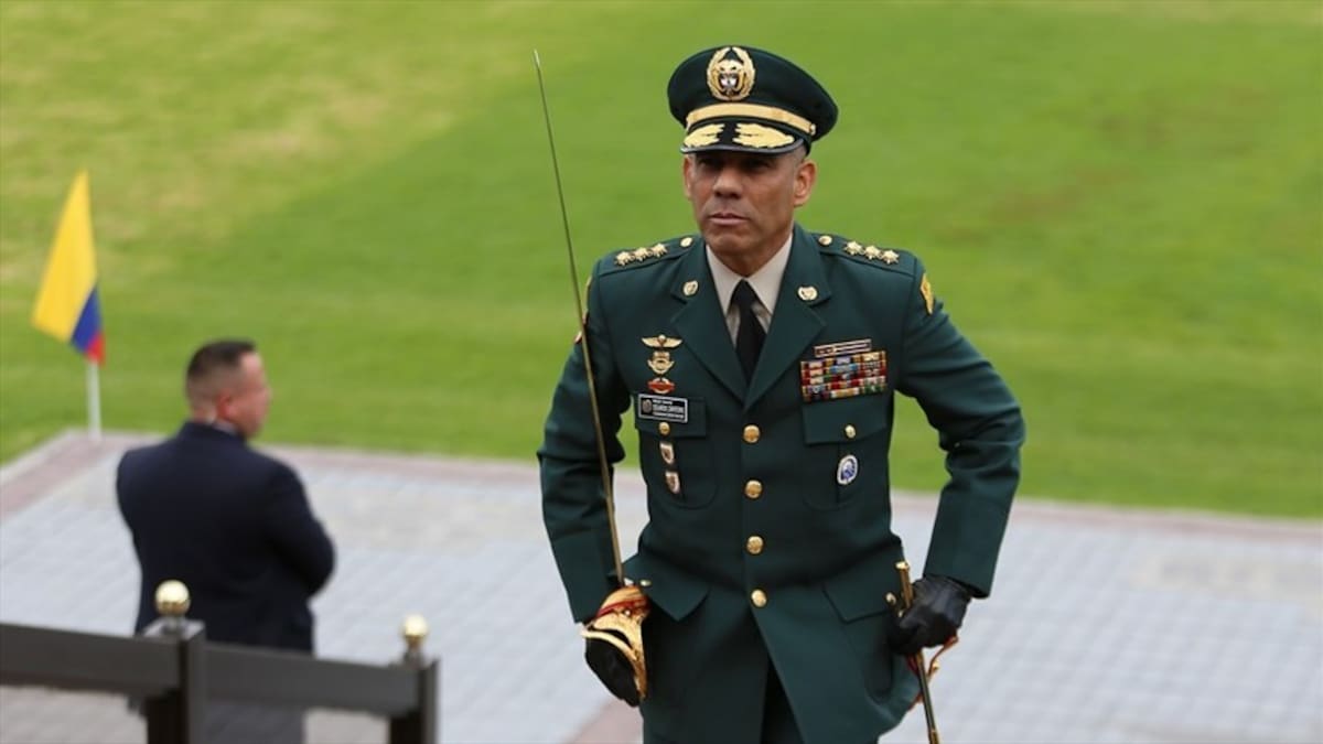 ¿Qué opinan los congresistas por las últimas declaraciones del general Zapateiro?