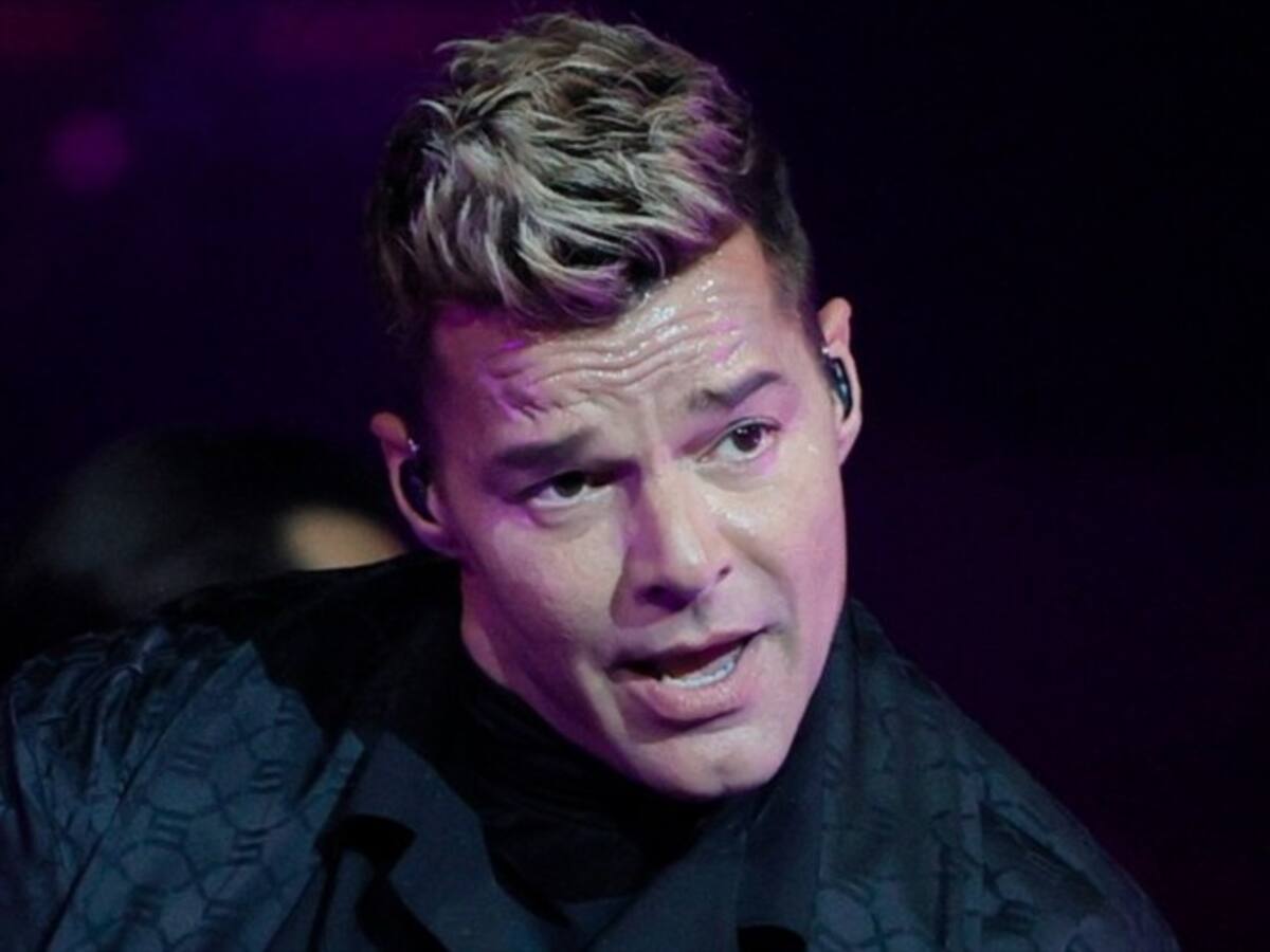 Ricky Martin desata memes por retoque facial y dicen que “luce irreconocible”