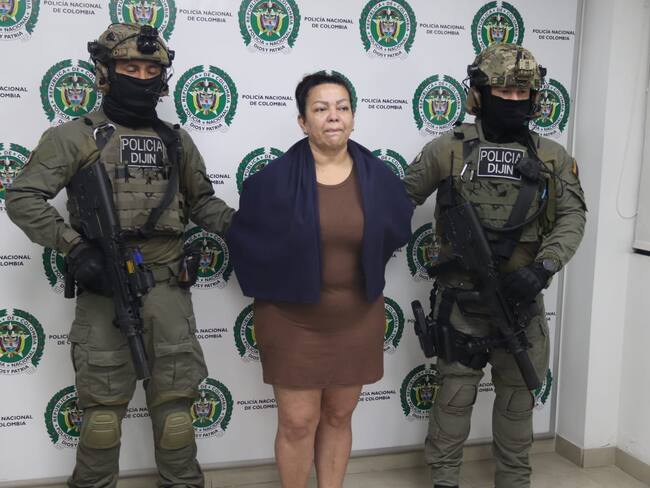 La Policía capturó a Elizabeth Duran Sinisterra alias ‘Eliza’, ‘Cucharita’ o ‘La Tía’, de 55 años de edad. Foto: Policía.