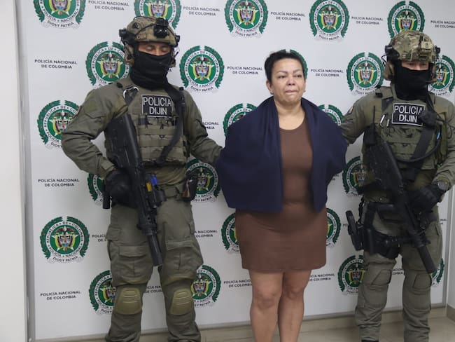 La Policía capturó a Elizabeth Duran Sinisterra alias ‘Eliza’, ‘Cucharita’ o ‘La Tía’, de 55 años de edad. Foto: Policía.