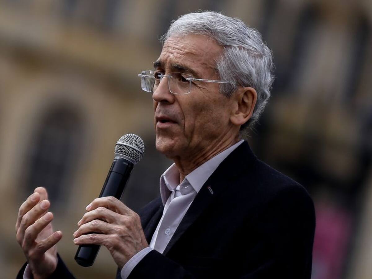 El momento que vive Colombia es muy difícil: padre Francisco de Roux