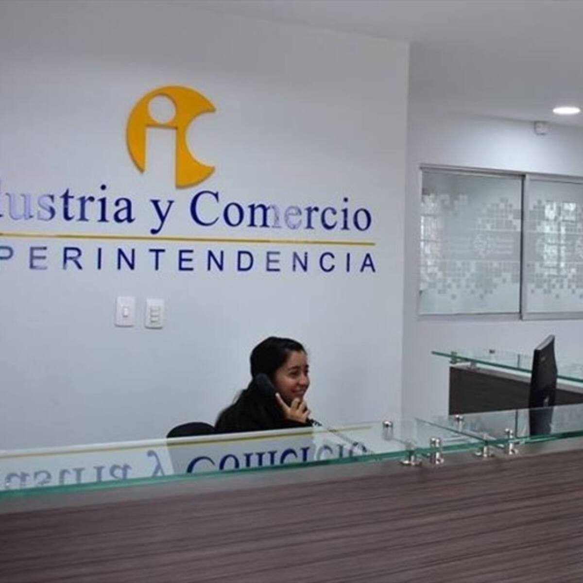 SIC visitó Canal 1, RCN TV y Caracol TV para investigar por pauta publicitaria