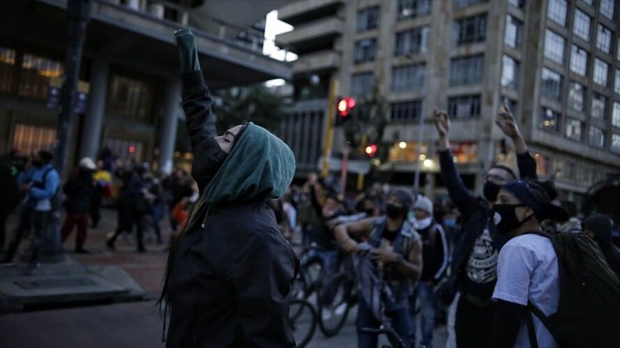 Por hechos ocurridos cerca al CAI Aures en Bogotá, la Fiscalía realizó audiencia de formulación de imputación contra el miembro de la Policía, José Lasso. Foto: Colprensa / SERGIO ACERO