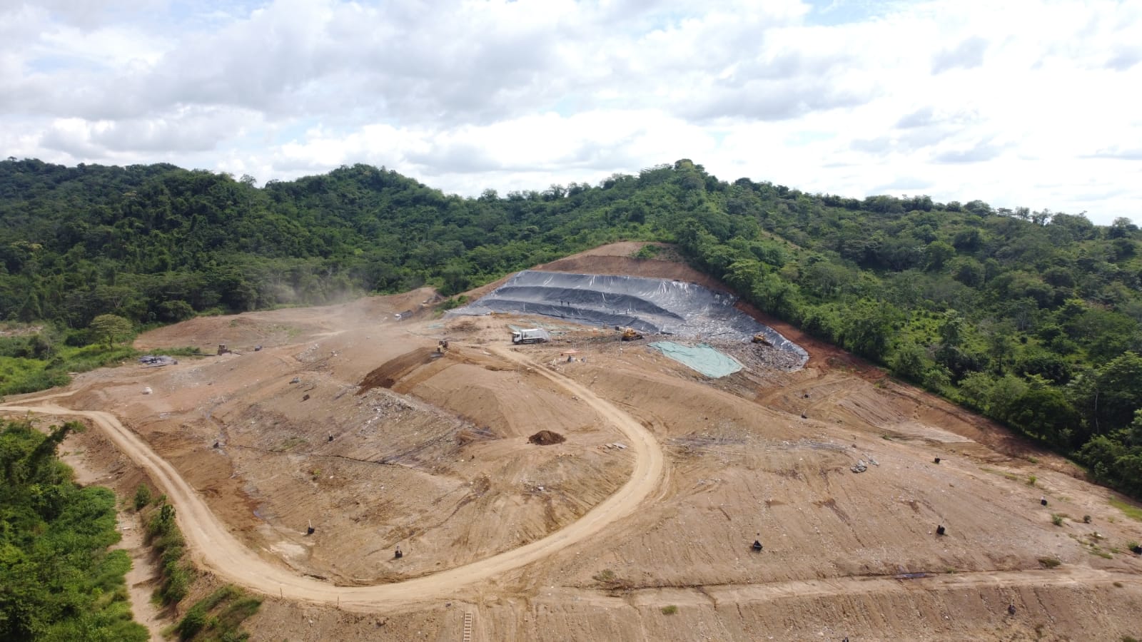 Relleno sanitario afecta a estudiantes en Ciénaga de Oro, Córdoba. Foto: Cortesía.