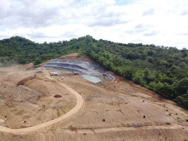 Relleno sanitario afecta a estudiantes en Ciénaga de Oro, Córdoba. Foto: Cortesía.