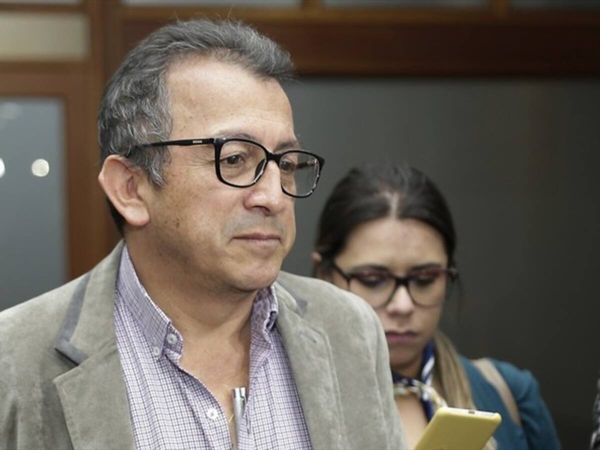 El abogado Daniel Prado denunció que ha sido blanco de seguimientos en la ciudad de Bogotá