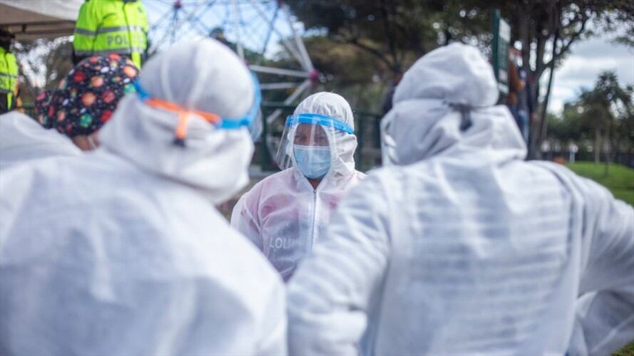 La alcaldesa Claudia López advirtió que en noviembre podría llegar un nuevo pico de la pandemia del COVID-19 a Bogotá. Foto: Getty Images