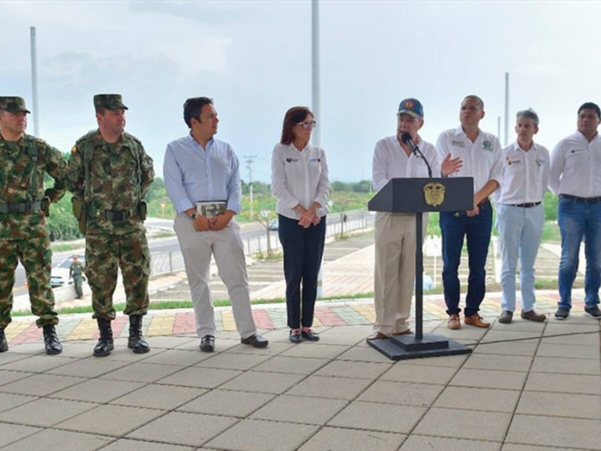 Después de 11 años, Santos inauguró la doble calzada Ciénaga - Santa Marta