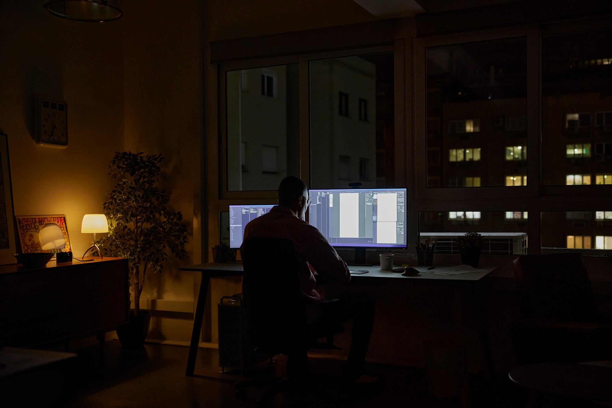 Trabajo nocturno imagen de referencia. Foto: Getty Images.