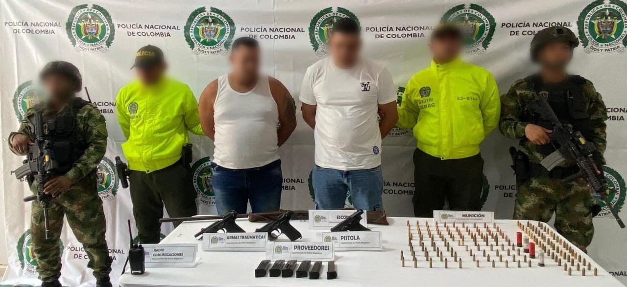 Personas capturadas y material incautado/ Policía del Magdalena.