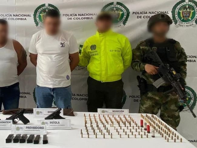 Personas capturadas y material incautado/ Policía del Magdalena.