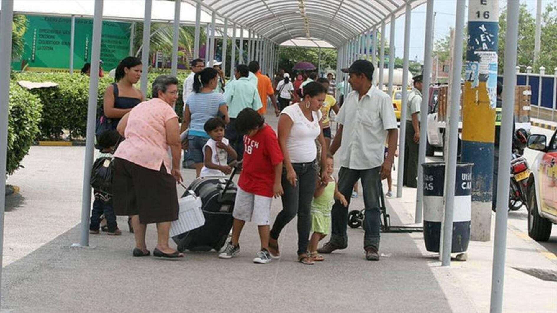 Funcionarios denuncian presuntas irregularidades en la Terminal de Transporte de Barranquilla. Foto: Colprensa(Thot).