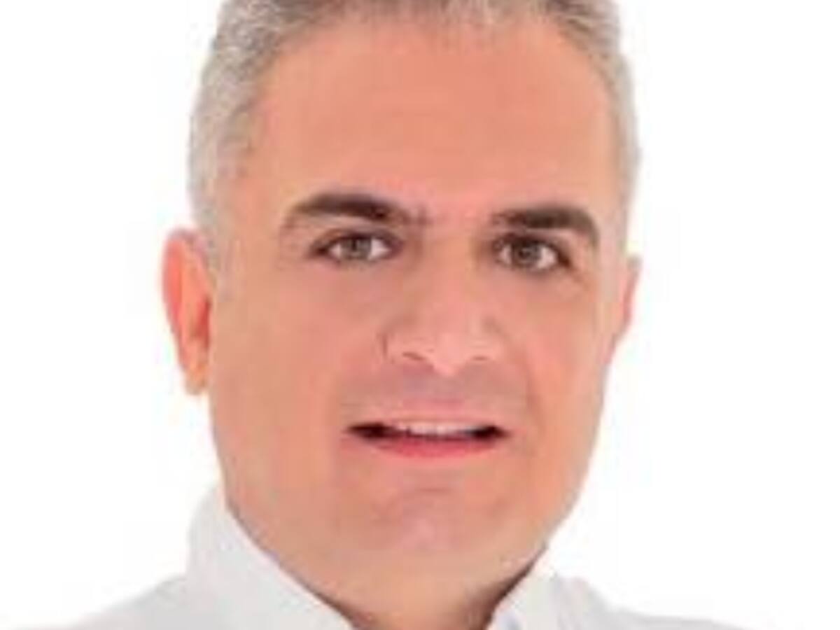 Corte llama a indagatoria al senador John Moises Besaile