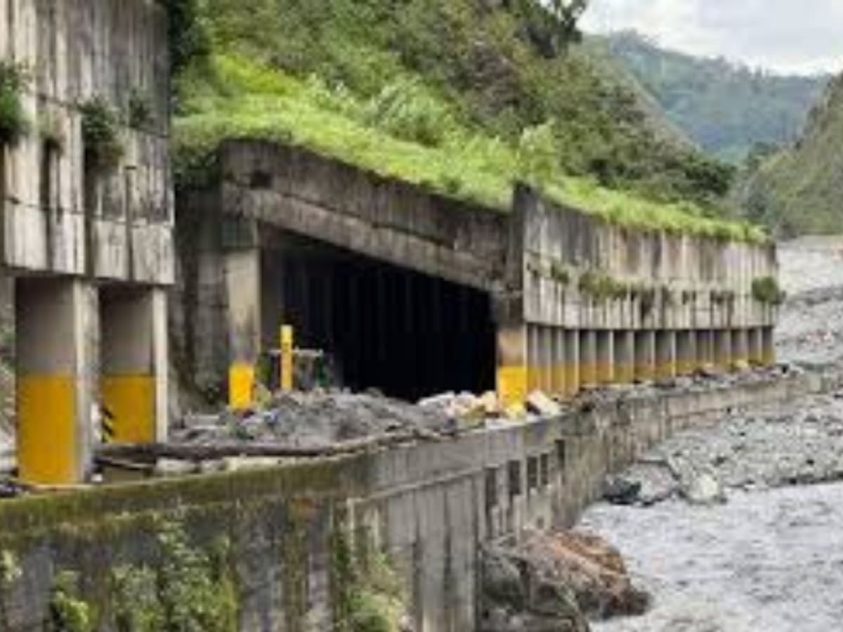 Tramo clave de la vía al Llano permanece inhabilitado: ANI reporta pérdida total y riesgo por lluvia