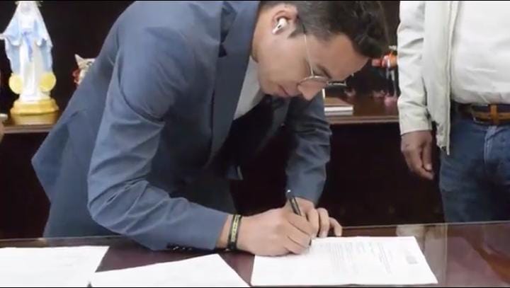 Con proyecto de Ley buscan prohibir que las CAR sean dueñas de los servicios públicos