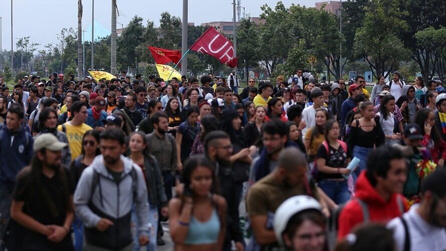 Claudia López afirma que el protocolo para marchas sigue en pie. Foto: Colprensa