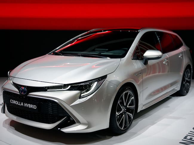 Vehículo Toyota Corolla Híbrido durante una exhibición en Francia en el 2018. Foto: Getty Images.