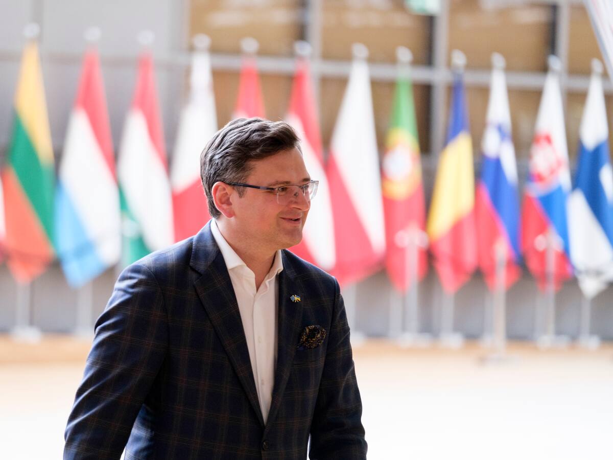 China hace suficiente con no ayudar a Rusia: ministro de Exteriores de Ucrania