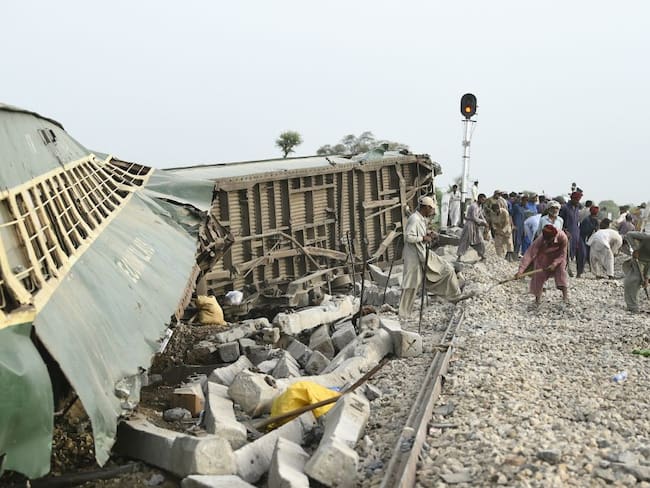 Descarrilamiento del Hazara Express. Foto: Getty Images.