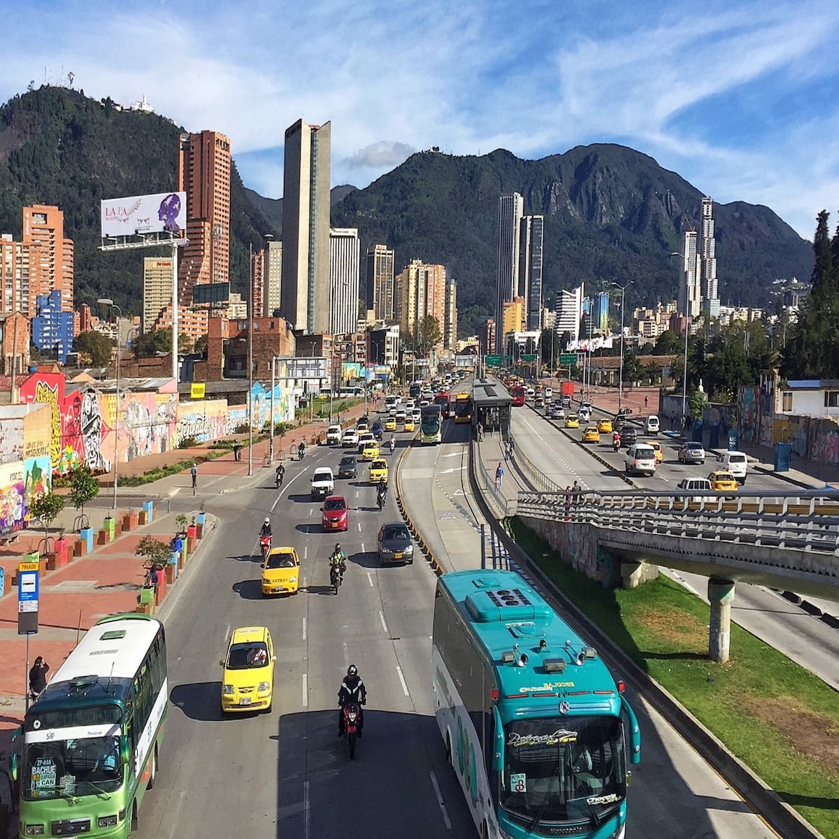 Pico y placa en Bogotá 25 de marzo: así funciona la medida para carros particulares y taxis