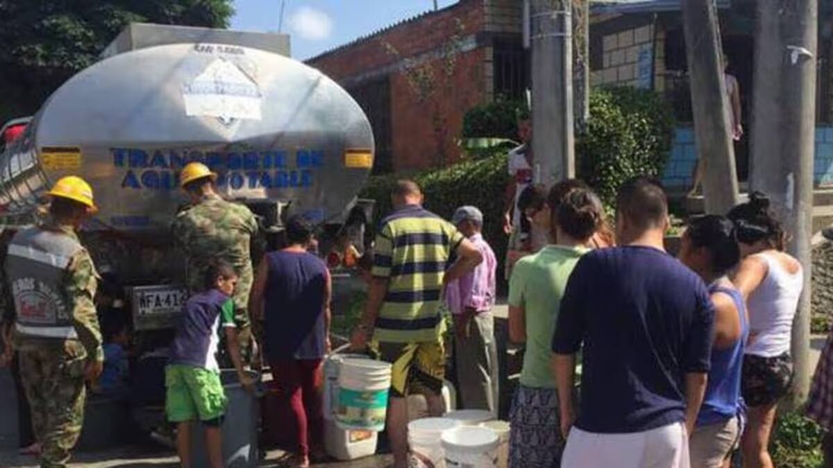 Siete carrotanques con agua llegarán a abastecer a la comunidad de San Gil