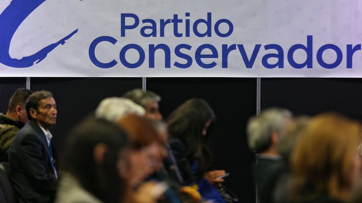 ¿Gobierno entregó Fondo de Pasivo Pensional de Ferrocarriles a congresistas conservadores?