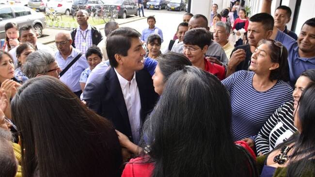 El Alcalde aseguró que recibe la notificación de su reintegro con humildad, al cargo al que le permitieron llegar las comunidades más necesitadas. Foto: Colprensa