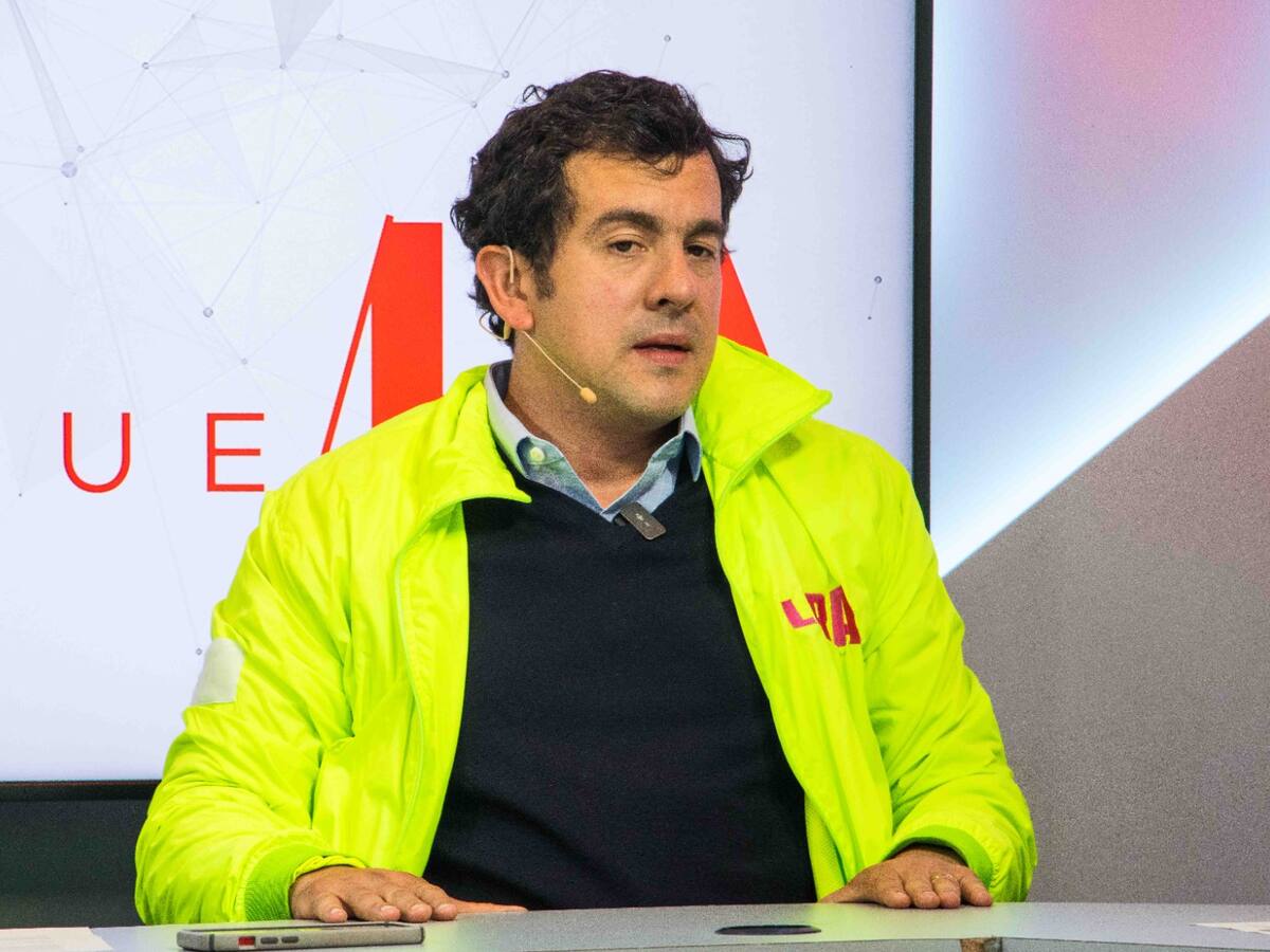 ‘Jóvenes seguros’, el programa de 100.000 empleos públicos que propone Rodrigo Lara