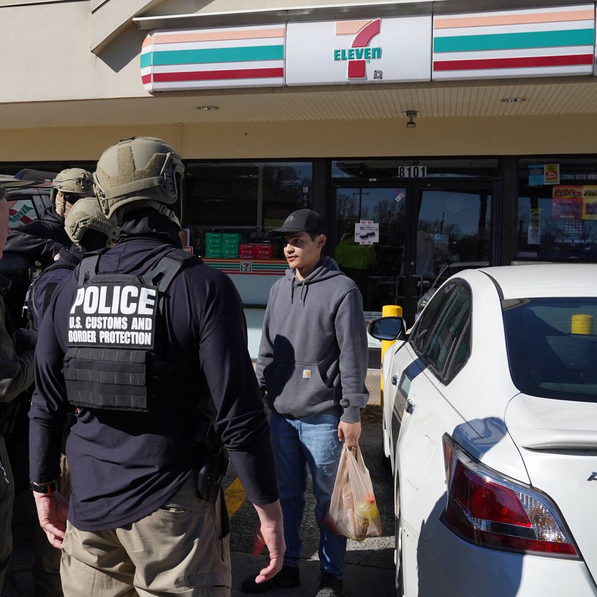 A 130 subió el número de detenidos en operativo migratorio de Gobierno Trump en Charlotte
