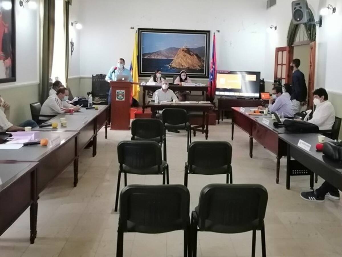 Diputado del Magdalena responde por ‘madrazo’ en plena sesión de la asamblea